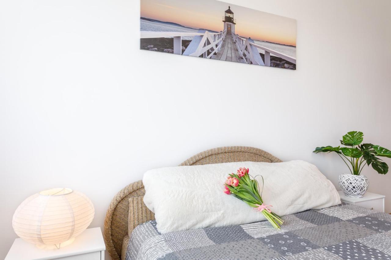 A. H. Tammsaare Puiestee Apartement Pärnu Esterno foto