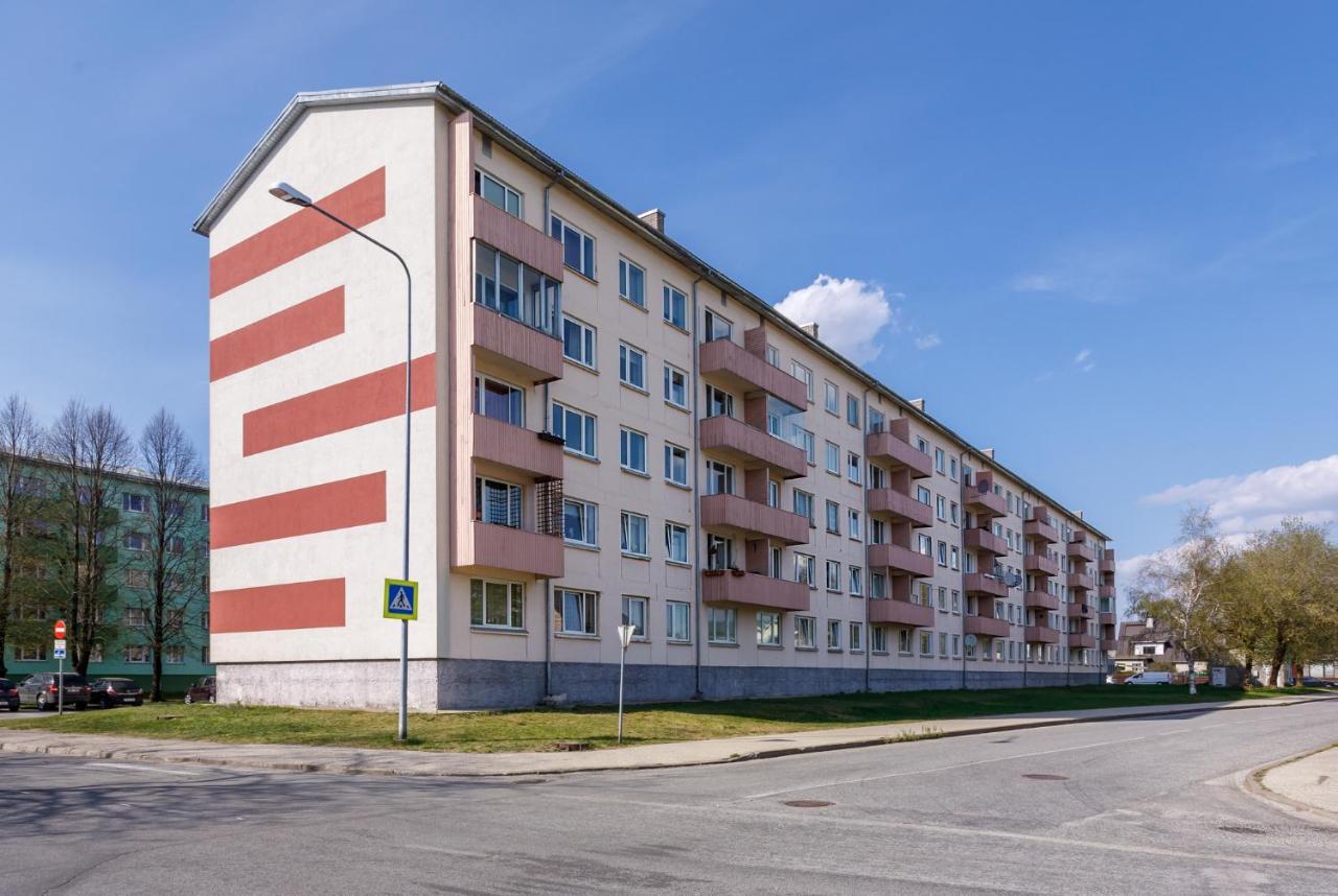 A. H. Tammsaare Puiestee Apartement Pärnu Esterno foto